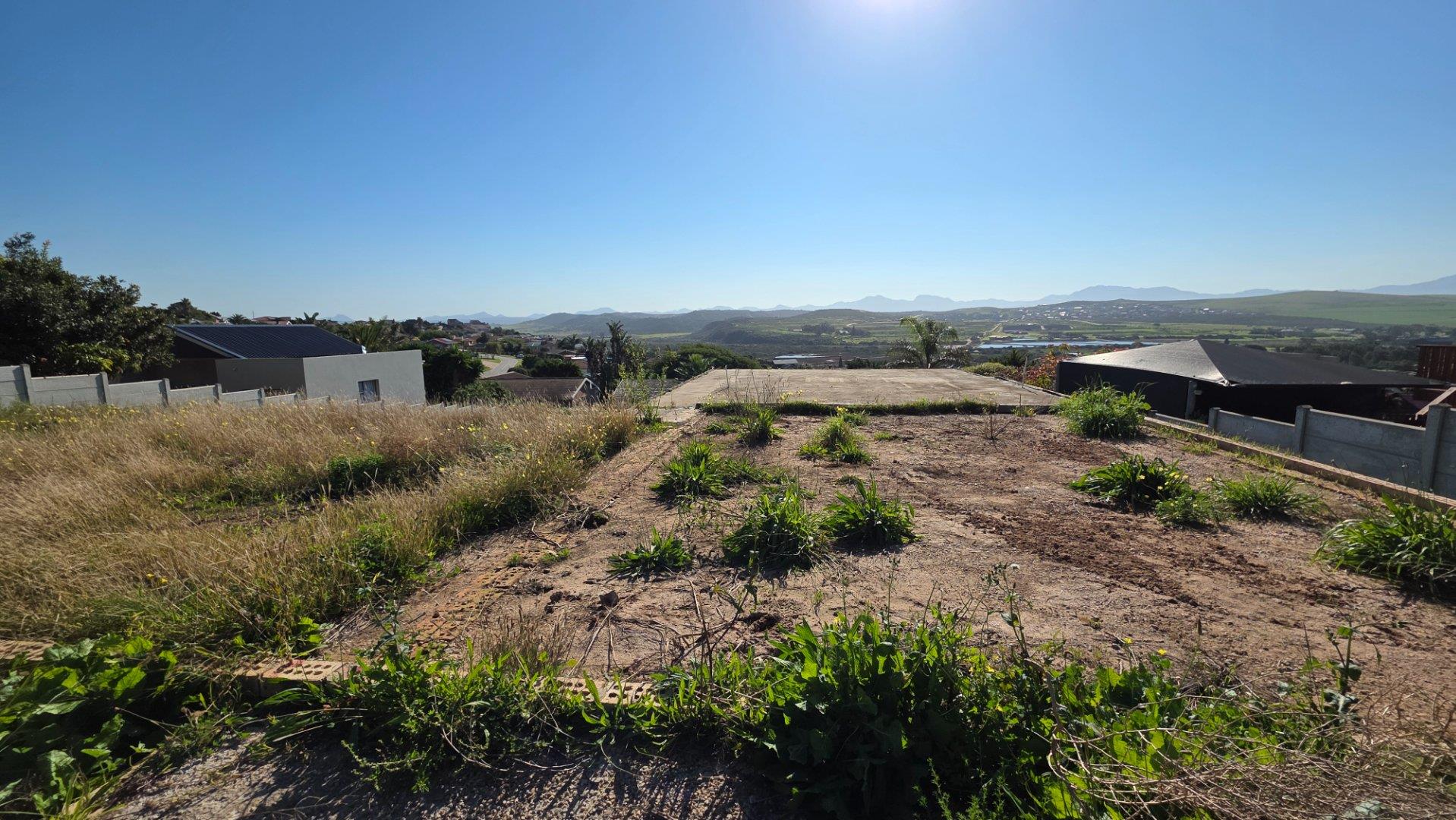 Photo 2 of Vacant Land / Plot for Sale in Hartenbos Heuwels